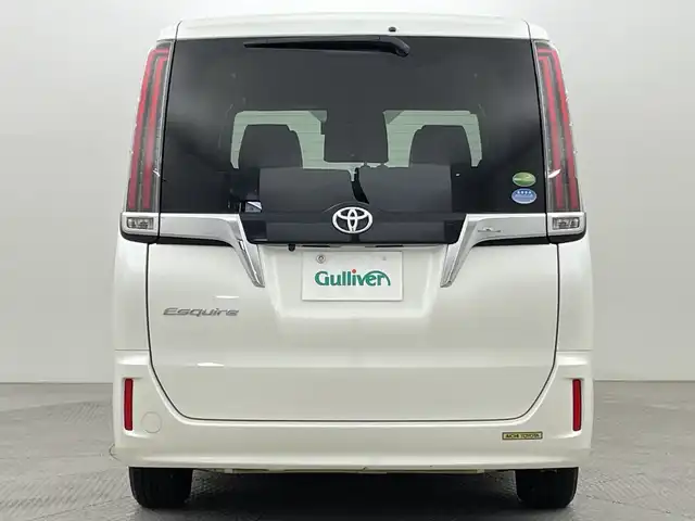 トヨタ エスクァイア Gi 新潟県 2018(平30)年 4.3万km ホワイトパールクリスタルシャイン 衝突被害軽減ブレーキ/レーンキープアシスト/純正７インチナビ/　（フルセグTV/BT/CD/DVD/AM/FM）/バックカメラ/両側パワースライドドア/クルーズコントロール/LEDヘッドライト/革シート/シートヒーター/純正15インチアルミホイール/アイドリングストップ/スマートキー/ビルトインETC