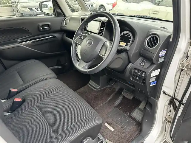 日産 デイズ ルークス X Vセレクション 道北・旭川 2017(平29)年 9.7万km ホワイトパール (株)IDOMが運営する【じしゃロン旭川店】の自社ローン専用車両になります。こちらは現金またはオートローンご利用時の価格です。自社ローンご希望の方は別途その旨お申付け下さい/　/・純正ナビ(CD/DVD/BT/SD/フルセグ)/・アラウンドビューモニター/・ETC/・ドライブレコーダー/・レーダーブレーキ/・両席パワースライドドア/・プッシュスタート/・スマートキー２個/・取扱説明書