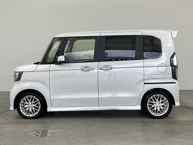 ホンダ Ｎ ＢＯＸ カスタム L ターボ 兵庫県 2021(令3)年 7.3万km プラチナホワイトパール ・社外ナビ/CD/DVD/BT/TV/・バックカメラ/・ホンダセンシング/・衝突軽減ブレーキ/・レーンキープアシスト/・レーダークルーズコントロール/・アイドリングストップ/・後方コーナーセンサー/・前方ドラブレコーダー/・両側パワースライドドア/・LEDオートライト/・オートマチックハイビーム/・パドルシフト/・ステアリングリモコン/・ETC/・純正１５インチアルミホイール/・スマートキー/・プラズマクラスター/・プッシュスタート/・w＋サイドエアバッグ/・カーテンエアバッグ