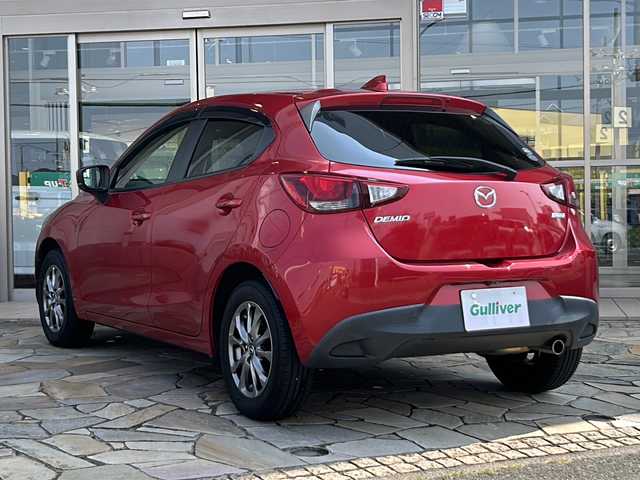 マツダ デミオ 13Sテーラードブラウン 静岡県 2017(平29)年 3.6万km ソウルレッドプレミアムメタリック 専用インテリア/【主要装備】/純正ナビ　/ステアリングスイッチ　/ヘッドアップディスプレイ　/シートヒーター　/ドライブレコーダー　/スマートシティブレーキサポート　/スマートキー　/プッシュスタート　/スペアキー有り　/オートライト　/ＥＴＣ/純正15インチアルミ