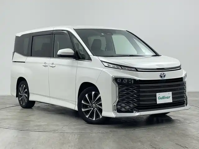 トヨタ ヴォクシー ハイブリッド S－Z 群馬県 2022(令4)年 5.3万km ホワイトパールクリスタルシャイン 純正１０．５型ナビ　フルセグＴＶ　バックカメラ　アダプティブクルーズコントロール　衝突被害軽減ブレーキ　レーンアシスト　両側電動スライドドア　ＡＣ１００Ｖ充電　ＥＴＣ２．０　ＬＥＤ　スマートキー
