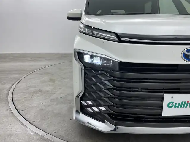トヨタ ヴォクシー ハイブリッド S－Z 群馬県 2022(令4)年 5.3万km ホワイトパールクリスタルシャイン 純正１０．５型ナビ　フルセグＴＶ　バックカメラ　アダプティブクルーズコントロール　衝突被害軽減ブレーキ　レーンアシスト　両側電動スライドドア　ＡＣ１００Ｖ充電　ＥＴＣ２．０　ＬＥＤ　スマートキー