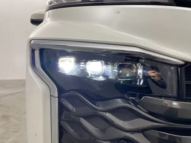 トヨタ ヴォクシー ハイブリッド S－Z 群馬県 2022(令4)年 5.3万km ホワイトパールクリスタルシャイン 純正１０．５型ナビ　フルセグＴＶ　バックカメラ　アダプティブクルーズコントロール　衝突被害軽減ブレーキ　レーンアシスト　両側電動スライドドア　ＡＣ１００Ｖ充電　ＥＴＣ２．０　ＬＥＤ　スマートキー