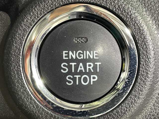 トヨタ パッソ モーダ　Gパッケージ 福岡県 2017(平29)年 7.5万km ブラックマイカメタリック/ダークエメラルドマイカ 2トーン 純正SDナビ/バックカメラ/フルセグテレビ/プッシュスタート/オートライト/ベンチシート/純正14インチアルミホイール/衝突軽減ブレーキ/純正LEDヘッドライト