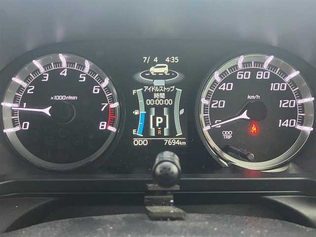 ダイハツ ムーヴ カスタム X VS SAⅢ 静岡県 2023(令5)年 0.8万km シャイニングホワイトパール エンジンスタートボタン/パワーステアリング/パワーウィンドウ/アイドリングストップ/スマートキー/オートエアコン/全方位カメラ/8インチメモリナビ（CD/DVD/BT/フルセグ）/ベンチシート/フロアマット/D席シートヒーター/純正アルミホイール/ABS/横滑り防止装置/レーンキープアシスト/コーナーセンサー/盗難防止装置/オートライト/オートマチックハイビーム/LEDヘッドライト/Wエアバック/衝突軽減システム