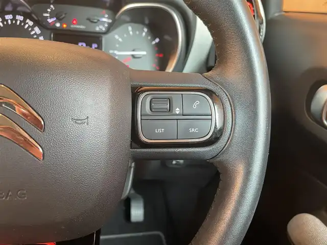 シトロエン シトロエン Ｃ３ エアクロス シャイン 愛知県 2019(令1)年 2.9万km 黒 純正ナビ/AppleCarPlay/フルセグTV/Bluetooth/バックカメラ/ETC/クルーズコントロール/レーンキープ/ブラインドスポットモニター/ワイヤレスチャージ/純正16インチアルミホイール/プッシュスタート/ルーフレール/LEDヘッドライト