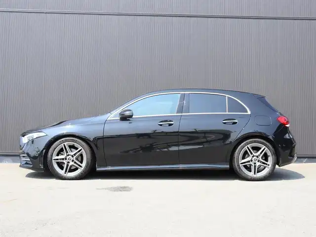 メルセデス・ベンツ Ａ２００ｄ AMGライン 静岡県 2019(令1)年 3.9万km コスモスブラック 純正ナビ/フルセグTV/パドルシフト/インテリジェントライトシステム/社外レーダー/ACC/BSM/LKA/ドラレコ/LEDヘッドライト/シートキネティクス/ワイヤレス充電