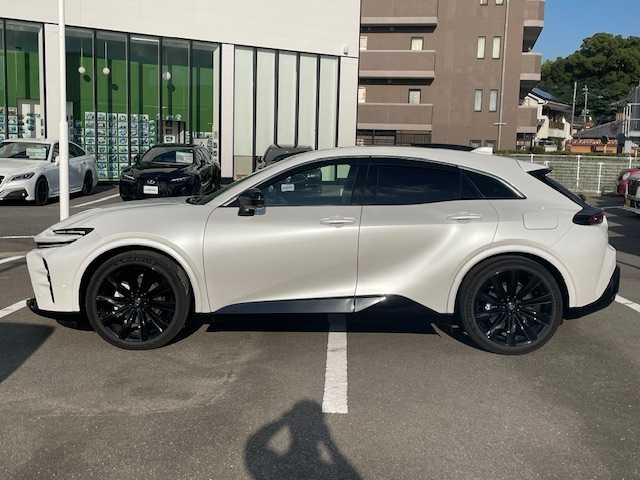 トヨタ クラウン スポーツ Z 長崎県 2023(令5)年 2.7万km プレシャスホワイトパール 純正メーカーナビ/BT/USB/Mira cast/フルセグTV/パノラミックビューモニター/パノラマサンルーフ/ブラックレザーシート/前席パワーシート/D席メモリーシート/前席シートヒーター/エアーシート/トヨタチームメイト/トヨタセーフティセンス/レーダークルーズコントロール/デジタルインナーミラー/ブラインドスポットモニター/純正21インチAW/ビルトインETC