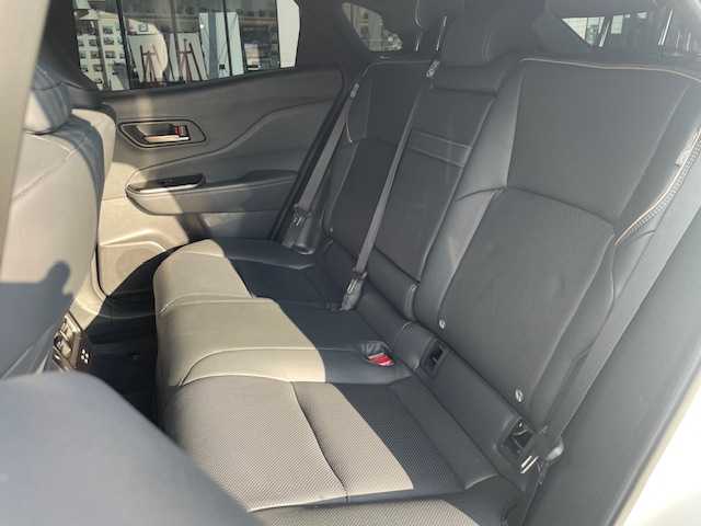 トヨタ クラウン スポーツ Z 長崎県 2023(令5)年 2.7万km プレシャスホワイトパール 純正メーカーナビ/BT/USB/Mira cast/フルセグTV/パノラミックビューモニター/パノラマサンルーフ/ブラックレザーシート/前席パワーシート/D席メモリーシート/前席シートヒーター/エアーシート/トヨタチームメイト/トヨタセーフティセンス/レーダークルーズコントロール/デジタルインナーミラー/ブラインドスポットモニター/純正21インチAW/ビルトインETC