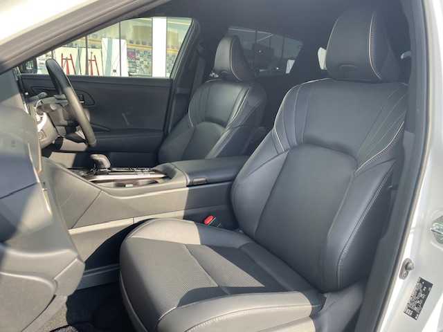 トヨタ クラウン スポーツ Z 長崎県 2023(令5)年 2.7万km プレシャスホワイトパール 純正メーカーナビ/BT/USB/Mira cast/フルセグTV/パノラミックビューモニター/パノラマサンルーフ/ブラックレザーシート/前席パワーシート/D席メモリーシート/前席シートヒーター/エアーシート/トヨタチームメイト/トヨタセーフティセンス/レーダークルーズコントロール/デジタルインナーミラー/ブラインドスポットモニター/純正21インチAW/ビルトインETC