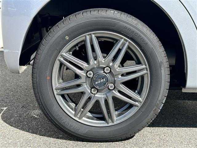 日産 デイズ X 山形県 2017(平29)年 3.7万km クールシルバー オーディオ/FM/AM/DVD/横滑り防止装置/衝突軽減ブレーキ/アイドリングストップ/スマートキー/スペアキー/ダブルエアバック/プッシュスタート/純正マット/純正バイザー/AUTOエアコン
