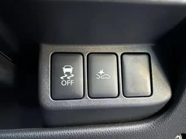 日産 デイズ ハイウェイスターJ 愛媛県 2015(平27)年 6.1万km ブラック Panasonic製ナビ（Bluetooth/フルセグTV）/バックカメラ/ETC/前後ドライブレコーダー/純正フロアマット/ドアバイザー/純正14インチアルミホイール/布シート/LEDヘッドライト/フォグランプ/ABS/横滑り防止装置/衝突被害軽減システム/リモコンキー