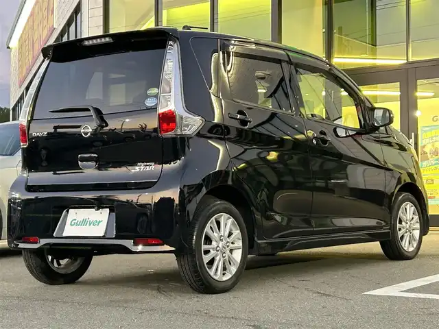 日産 デイズ ハイウェイスターJ 愛媛県 2015(平27)年 6.1万km ブラック Panasonic製ナビ（Bluetooth/フルセグTV）/バックカメラ/ETC/前後ドライブレコーダー/純正フロアマット/ドアバイザー/純正14インチアルミホイール/布シート/LEDヘッドライト/フォグランプ/ABS/横滑り防止装置/衝突被害軽減システム/リモコンキー