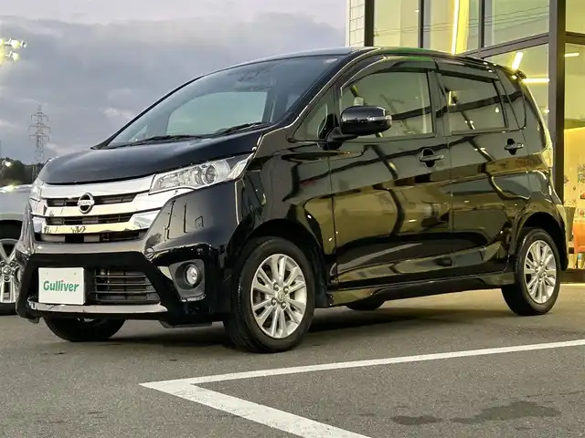 日産 デイズ ハイウェイスターJ 愛媛県 2015(平27)年 6.1万km ブラック Panasonic製ナビ（Bluetooth/フルセグTV）/バックカメラ/ETC/前後ドライブレコーダー/純正フロアマット/ドアバイザー/純正14インチアルミホイール/布シート/LEDヘッドライト/フォグランプ/ABS/横滑り防止装置/衝突被害軽減システム/リモコンキー