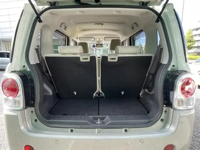 ダイハツ ムーヴ キャンバス G メイクアップ リミテッド　SAⅢ 東京都 2020(令2)年 2.7万km パールホワイトⅢ/スムースグレーマイカメタリック 2トーン ストライプスカラー/・ボディ色スムースグレーマイカメタリックツートーン/全方位カメラ/純正メモリナビ(NMZK-W72D)/(Bluetooth/フルセグTV/CD/DVD/USB/ipod)/前後方ドライブレコーダー(DRV-MR760)/両側パワースライドドア/寒冷地仕様/スマートアシスト/・衝突回避支援ブレーキ機能/・衝突警報機能/・車線逸脱警報機能/・誤発進抑制制御機能/・先行車発進お知らせ機能/・オートハイビーム/LEDヘッドランプ/アイドリングストップ/オートライト/オートエアコン/ETC/純正フロアマット/コーナーセンサー/保証書/取扱説明書/スペアキー