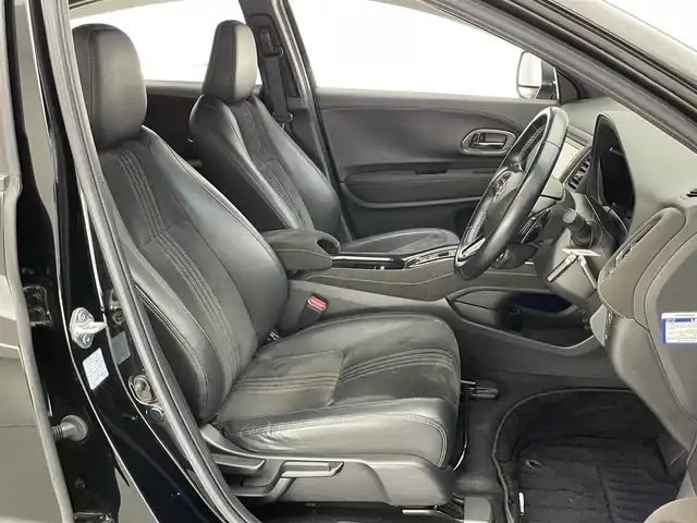 ホンダ ヴェゼル ハイブリッド RS ホンダセンシング 愛知県 2018(平30)年 7.2万km クリスタルブラックパール 純正ナビ　フルセグＴＶ　Ｂｌｕｅｔｏｏｔｈ　バックカメラ　ハーフレザー　シートヒーター　プッシュスタート　電動パーキング　ＥＴＣ　ホンダセンシング　衝突軽減　追従クルコン　ＬＥＤオートライト　禁煙車