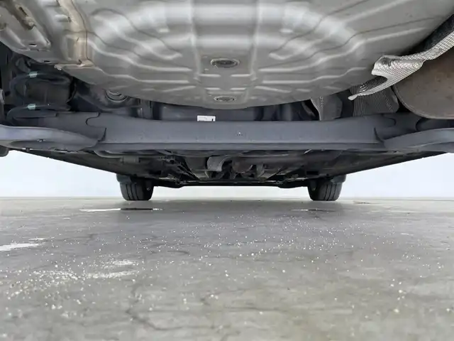 日産 ノート e－パワー X 大分県 2017(平29)年 7.1万km スーパーブラック 衝突軽減ブレーキ/純正ナビ/（フルセグ/CD/DVD/Bluetooth）/バックカメラ/ETC/オートライト/ヘッドライトレベライザー/ステアリングスイッチ/電動格納ミラー/純正アルミホイール/スマートキープッシュスタート