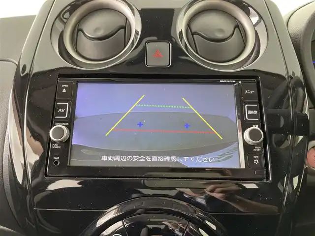 日産 ノート e－パワー X 大分県 2017(平29)年 7.1万km スーパーブラック 衝突軽減ブレーキ/純正ナビ/（フルセグ/CD/DVD/Bluetooth）/バックカメラ/ETC/オートライト/ヘッドライトレベライザー/ステアリングスイッチ/電動格納ミラー/純正アルミホイール/スマートキープッシュスタート