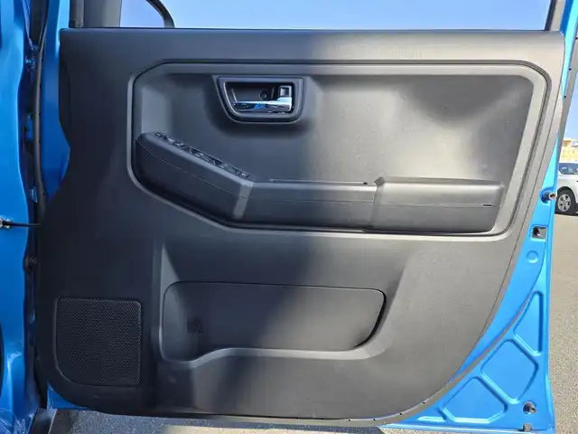 ダイハツ タフト G クロムベンチャー 鹿児島県 2021(令3)年 4.8万km スプラッシュブルーM 純正ＳＤナビ（ＮＳＺＮ－Ｙ７１ＤＳ）　/純正ドライブレコーダー　/パノラマルーフ　/ビルトインＥＴＣ　/Ｂｌｕｅｔｏｏｔｈオーディオ　/フルセグテレビ　/Ｄ＋Ｎ席シートヒーター　/パノラマモニター　/ルーフレール/前後コーナーセンサー/純正アルミホイール(15インチ)/横滑り防止装置/プッシュスタート/スマートキー/LEDヘッドライト/エアバック(W+サイド)