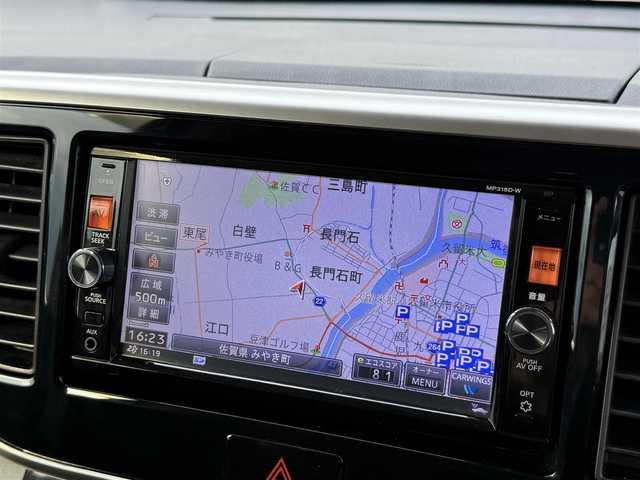 日産 デイズ ルークス ハイウェイスターX 佐賀県 2016(平28)年 7万km スパークリングレッド/ブラック 衝突軽減ブレーキ/純正ナビゲーション/AM FM CD DVD Bluetooth フルセグテレビ/USB入力端子/全方位カメラ/ETC/ドライブレコーダー/片側パワースライドドア/ステアリングリモコン/純正フロアマット/純正14インチアルミホイール/後席サーキュレーター/後席サンシェード/ドアバイザー/プッシュスタート/スマートキー