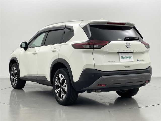 日産 エクストレイル X e－4ORCE 熊本県 2022(令4)年 2.6万km 白 ワンオーナー/４WD/純正ナビ（ＡｐｐｌＣａｒＰｌａｙ・ＡｎｄｒｏｉｄＡｕｔｏ・ＢＴ・フルセグ・ＵＳＢ）/全周囲カメラ　/純正前後ドライブレコーダー　/レーダークルーズコントロール/ビルトインＥＴＣ　/前後クリアランスソナー　/プロパイロット/ダウンヒルアシスト　/パワーバックドア/ブラインドスポットモニター/前席シートヒーター/前席パワーシート/ステアリングヒーター/純正フロアマット/純正１８インチAW/オートライト/LEDヘッドライト/スマートキー/プッシュスタート/スペアキー1本/保証書/取扱説明書