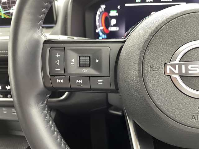 日産 エクストレイル X e－4ORCE 熊本県 2022(令4)年 2.6万km 白 ワンオーナー/４WD/純正ナビ（ＡｐｐｌＣａｒＰｌａｙ・ＡｎｄｒｏｉｄＡｕｔｏ・ＢＴ・フルセグ・ＵＳＢ）/全周囲カメラ　/純正前後ドライブレコーダー　/レーダークルーズコントロール/ビルトインＥＴＣ　/前後クリアランスソナー　/プロパイロット/ダウンヒルアシスト　/パワーバックドア/ブラインドスポットモニター/前席シートヒーター/前席パワーシート/ステアリングヒーター/純正フロアマット/純正１８インチAW/オートライト/LEDヘッドライト/スマートキー/プッシュスタート/スペアキー1本/保証書/取扱説明書
