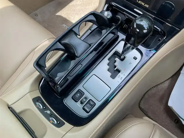 レクサス ＳＣ 430 宮崎県 2006(平18)年 4万km コスモシルバー マークレビンソン　レザーシート　純正ナビ　ＥＴＣ　クルーズコントロール　ＨＩＤオートライト　純正１８ＡＷ