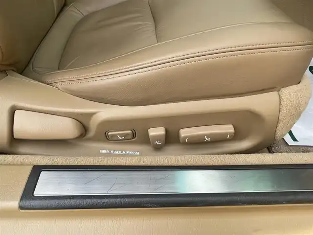 レクサス ＳＣ 430 宮崎県 2006(平18)年 4万km コスモシルバー マークレビンソン　レザーシート　純正ナビ　ＥＴＣ　クルーズコントロール　ＨＩＤオートライト　純正１８ＡＷ