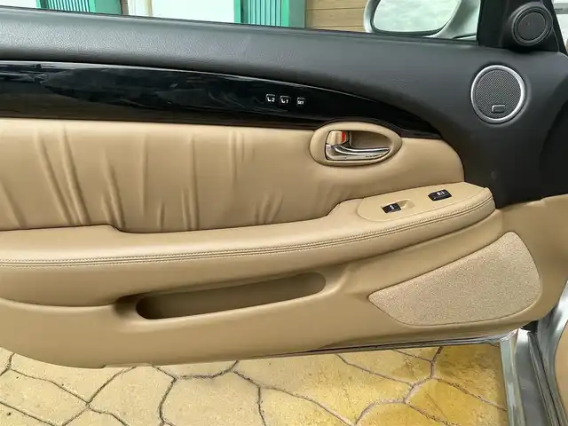 レクサス ＳＣ 430 宮崎県 2006(平18)年 4万km コスモシルバー マークレビンソン　レザーシート　純正ナビ　ＥＴＣ　クルーズコントロール　ＨＩＤオートライト　純正１８ＡＷ