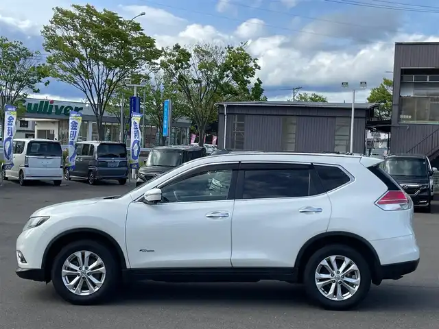 日産 エクストレイル ハイブリッド 20X エマージェンシーブレーキ 宮城県 2015(平27)年 10.2万km ブリリアントホワイトパール (株)IDOMが運営する【じしゃロン仙台店】の自社ローン専用車両になりますこちらは現金またはオートローンご利用時の価格です。自社ローンご希望の方は別途その旨お申付け下さい/エマージェンシーブレーキ/SDナビ/フルセグ/Bluetooth/アラウンドビュー/ETC/クリアランスソナー/LEDヘッドライト