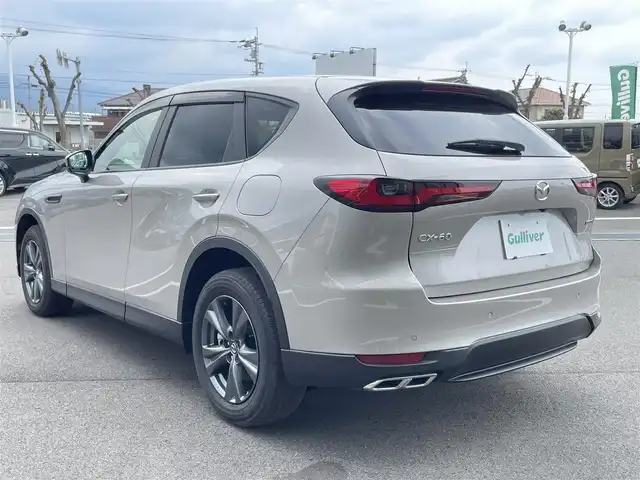 マツダ ＣＸ－６０ XD Sパッケージ 愛媛県 2023(令5)年 1.3万km プラチナクォーツメタリック 純正12.3型ナビ/全周囲カメラ/アダプティブクルーズコントロール/前後ドライブレコーダー/ブラインドスポットモニター/D席シートメモリー機能/電動リアゲート/ワイヤレス充電/クリアランスソナー/リバース連動サイドミラー/前席シートヒーター/ステアリングヒーター/ヘッドアップディズプレイ/電格ミラー/電動パーキングブレーキ/ステアリングヒーター/HDMI/タイプC入力端子/ETC/現状サマー(純正AW)(235/60/R18)/YOKOHAMA ADVAN V61/禁煙車