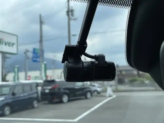 マツダ ＣＸ－６０ XD Sパッケージ 愛媛県 2023(令5)年 1.3万km プラチナクォーツメタリック 純正12.3型ナビ/全周囲カメラ/アダプティブクルーズコントロール/前後ドライブレコーダー/ブラインドスポットモニター/D席シートメモリー機能/電動リアゲート/ワイヤレス充電/クリアランスソナー/リバース連動サイドミラー/前席シートヒーター/ステアリングヒーター/ヘッドアップディズプレイ/電格ミラー/電動パーキングブレーキ/ステアリングヒーター/HDMI/タイプC入力端子/ETC/現状サマー(純正AW)(235/60/R18)/YOKOHAMA ADVAN V61/禁煙車