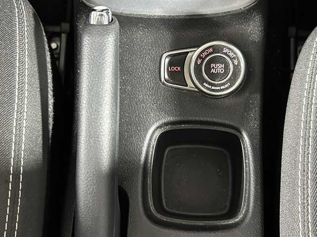 スズキ ＳＸ４ Ｓクロス 沖縄県 2018(平30)年 6.4万km エナジェティックレッドパール 禁煙車　/純正7インチナビ/（ＢＴ，フルセグ，ＣＤ／ＤＶＤ，ＡＭ／ＦＭ）　/４ＷＤ　/クルーズコントロール　/パドルシフト　/コーナーセンサー　/ＥＴＣ　/前後ドライブレコーダー　/オートライト　/ＤＵＡＬエアコン　/前席シートヒーター/ヒーテッドドアミラー　/ルーフレール/純正フロアマット/ドアバイザー/センターデフロック/スペアキー