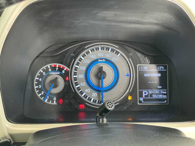 スズキ クロスビー HYBRID MZ 愛知県 2018(平30)年 5.7万km ミネラルグレーM 純正ナビ/クルーズコントロール/フルセグ/バックカメラ/コーナーセンサー/純正アルミホイール/ＥＴＣ/LEDヘッドライト/パドルシフト/ステアリングスイッチ/スマートキー/プッシュスタート