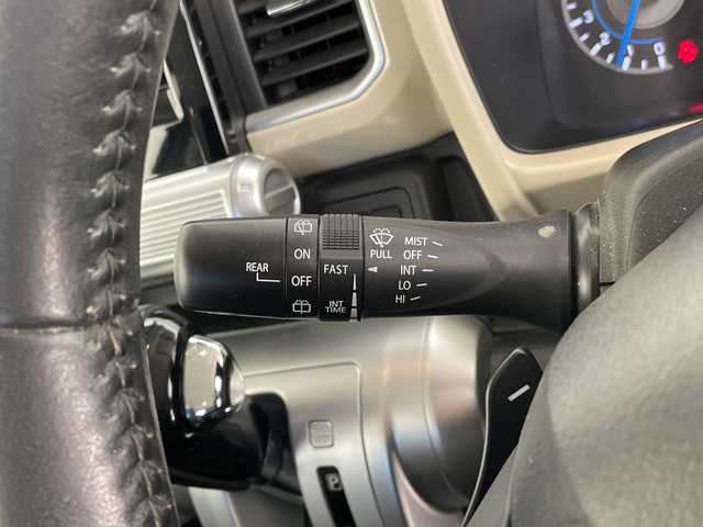 スズキ クロスビー HYBRID MZ 愛知県 2018(平30)年 5.7万km ミネラルグレーM 純正ナビ/クルーズコントロール/フルセグ/バックカメラ/コーナーセンサー/純正アルミホイール/ＥＴＣ/LEDヘッドライト/パドルシフト/ステアリングスイッチ/スマートキー/プッシュスタート