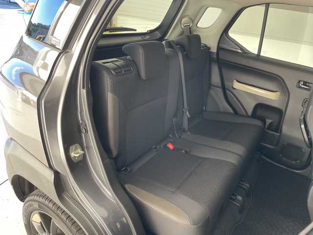 スズキ クロスビー HYBRID MZ 愛知県 2018(平30)年 5.7万km ミネラルグレーM 純正ナビ/クルーズコントロール/フルセグ/バックカメラ/コーナーセンサー/純正アルミホイール/ＥＴＣ/LEDヘッドライト/パドルシフト/ステアリングスイッチ/スマートキー/プッシュスタート