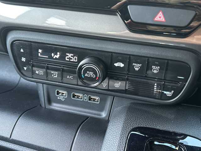 ホンダ Ｎ ＷＧＮ L スタイル+ビター 広島県 2022(令4)年 3.6万km ブリティッシュグリーンP 禁煙車/ホンダセンシング/純正8インチナビ/CD/DVD/フルセグＴＶ/SD/Bluetooth/バックカメラ/ビルトインＥＴＣ/前後ドライブレコーダー/ハーフレザーシート/前席シートヒーター/ＬＥＤライト/ヘッドライトレベライザー/純正フロアマット/スマートキー/電動格納ミラー/ダブル＋サイドエアバッグ/カーテンエアバッグ