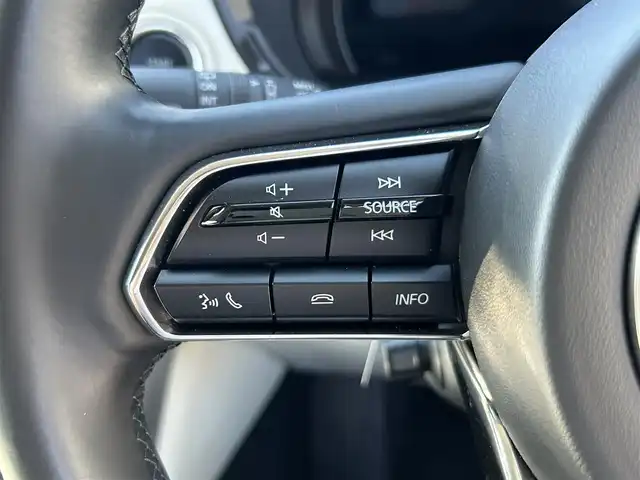 マツダ ＣＸ－６０ XD エクスクルーシブモード 長崎県 2023(令5)年 2.1万km ジェットブラックマイカ 純正ナビ(FM/AM/BT/TV)/プッシュスタート/スマートキー/ステアリングスイッチ/BOSEスピーカー/パドルシフト/アイドリングストップ/レーダークルーズコントロール/アラウンドビュー/サンルーフ/パワーバックドア/レザーシート/前席パワーシート/運転席シートメモリ/全席シートヒーター/ABS/LKA/クリアランスソナー/オートライト/オートマチックハイビーム/ダウンヒルアシスト/BSM/HUD/ISOFIX/SRSダブル・サイドエアバッグ/SRSカーテンエアバッグ