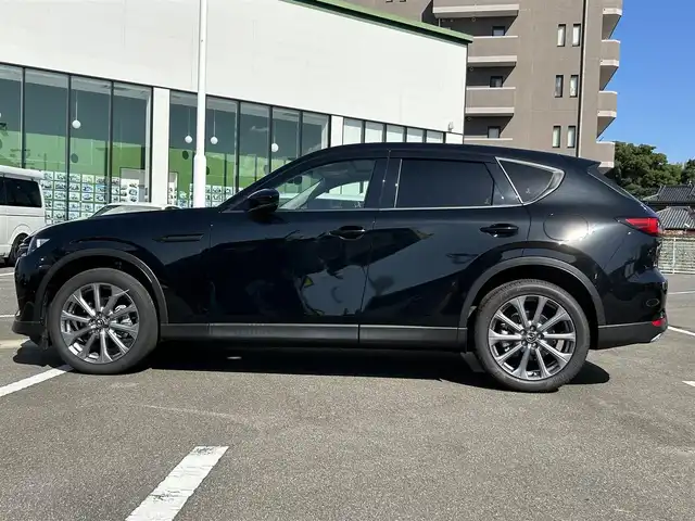 マツダ ＣＸ－６０ XD エクスクルーシブモード 長崎県 2023(令5)年 2.1万km ジェットブラックマイカ 純正ナビ(FM/AM/BT/TV)/プッシュスタート/スマートキー/ステアリングスイッチ/BOSEスピーカー/パドルシフト/アイドリングストップ/レーダークルーズコントロール/アラウンドビュー/サンルーフ/パワーバックドア/レザーシート/前席パワーシート/運転席シートメモリ/全席シートヒーター/ABS/LKA/クリアランスソナー/オートライト/オートマチックハイビーム/ダウンヒルアシスト/BSM/HUD/ISOFIX/SRSダブル・サイドエアバッグ/SRSカーテンエアバッグ