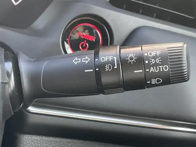 ホンダ ヴェゼル ハイブリッド e:HEV Z 和歌山県 2023(令5)年 1.1万km プラチナホワイトパール 純正9インチナビ/全方位カメラ/フルセグTV/BT/衝突軽減ブレーキ/レーダークルコン/前後コーナーセンサー/ブラインドスポットモニター/前後ドラレコ/レーダー探知機/ＥＴＣ/シートヒーター/ステアリングヒーター/ステアリングリモコン/ハイグレードスピーカーシステム/電動リアゲート/ＬＥＤヘッドライト/フォグランプ/オートホールド