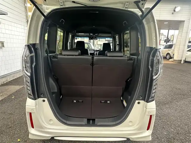 ホンダ Ｎ ＢＯＸ カスタム G EX ターボ ホンダセンシング 滋賀県 2018(平30)年 6.9万km プレミアムホワイトパールⅡ (株)IDOMが運営する【じしゃロン草津店】の自社ローン対象車両になります。こちらは現金ご利用時の価格です。自社ローンご希望の方は別途その旨お申付け下さい。