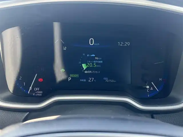 トヨタ カローラ クロス ハイブリッド Z 秋田県 2022(令4)年 7.1万km プラチナホワイトパールマイカ ４WD/衝突軽減システム/LEDヘッドライト/純正メモリナビ/フルセグ/バックカメラ/トヨタ純正18インチアルミ/スマートキー/アイドリングストップ/プッシュスタート/クルーズコントロール追従走行有/オートマチックハイビーム/レーンキープアシスト/コーナーセンサー/ステアリングスイッチ/電動パーキングブレーキ/ブレーキホールド機能/電動リアゲート/ドライブレコーダー/運転席パワーシート/前席シートヒーター/ETC/ルーフレール/純正フロアマット/純正ドアバイザー/オートライト/オートエアコン/パワーステアリング/パワーウィンドウ/ヘッドライトレベライザー/横滑り防止/盗難防止装置/寒冷地仕様/電動格納ウィンカーミラー/保証書/取扱説明書/記録簿/スペアキー1本有