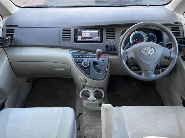 トヨタ アイシス プラタナ リミテッド 福島県 2008(平20)年 11.8万km ホワイトパールクリスタルシャイン 純正ナビ　ワンセグ　バックＣ　両側パワスラ　ＥＴＣ　パドルシフト　オートライト　電格ミラー　リモコンキー　スペアキー　ドアバイザー　フォグランプ　純正１６インチＡＷ装着　ＨＩＤヘッドライト　ＡＣＣ