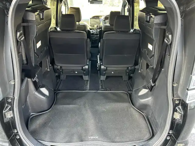 トヨタ ヴォクシー ZS 煌 静岡県 2018(平30)年 7.8万km ブラック ユーザー買取車両/ワンオーナー/純正SDナビ【NSZT-Y66T】/　フルセグTV/BT/純正16インチAW/クルーズコントロール/バックカメラ/ドライブレコーダー/アイドリングストップ/オートライト/オートマチックハイビーム/ETC/衝突軽減システム/USB端子/TVキャンセラー/プッシュスタート/スペアキー/フリップダウンモニター動作未確認