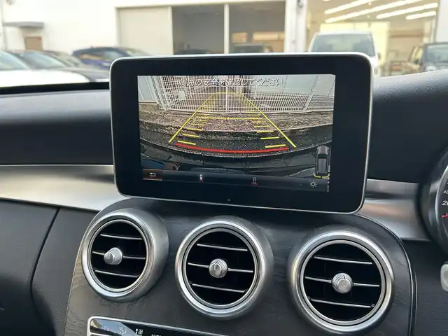 メルセデス・ベンツ Ｃ２２０ｄ ワゴン ローレウスエディション 福岡県 2017(平29)年 3.7万km 黒 禁煙車/純正ナビゲーション/TV/BT/SD/USB/CD/DVD/バックカメラ/黒レザーシート/前席シートヒーター/前席パワーシート/パノラミックスライディングルーフ/LEDオートライト/パワーバックドア/パドルシフト/キーレスゴー/アダプティブクルーズコントロール/ESP/アクティブブレーキアシスト/ブラインドスポットアシスト/レーンキープアシスト/アテンションアシスト/ETC/取扱説明書/ワンオーナー