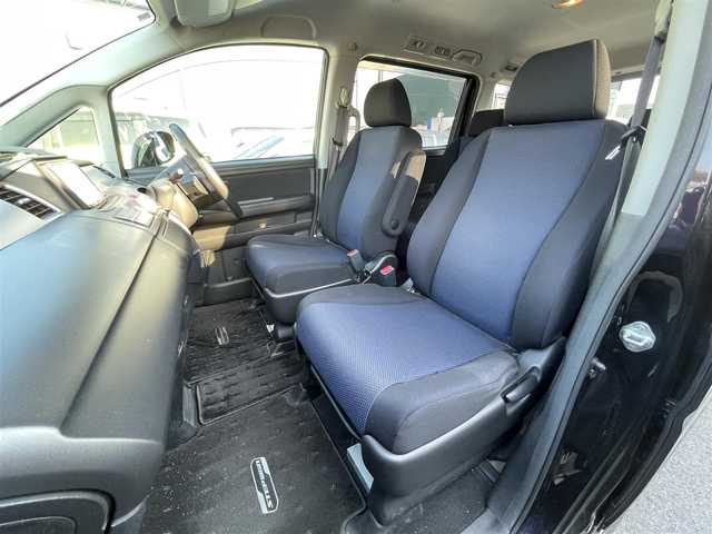 ホンダ ステップワゴン スパーダ 24SZ 滋賀県 2008(平20)年 17.1万km プレミアムブラキッシュパール 禁煙車/社外ナビ(HDD/CD/DVD)/社外フリップダウンモニター/バックカメラ/ETC/両側パワースライドドア/フォグランプ/電格ミラー/ドアバイザー/純正フロアマット/HIDヘッドライト/リモコンキー×2
