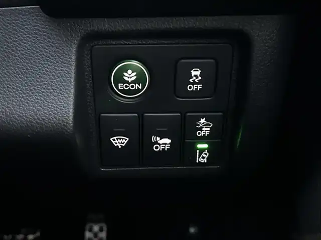 ホンダ ヴェゼル ハイブリッド モデューロ X ホンダセンシング 山梨県 2020(令2)年 5.4万km プラチナホワイトパール ホンダセンシング/　・衝突軽減ブレーキ/　・誤発進抑制機能/　・歩行者事故低減ステアリング/　・路外逸脱抑制機能/　・アダプティブクルーズコントロール/　・車線維持支援システム/　・先行車発進お知らせ機能/　・標識認識機能/ModuloX専用フロントバンパー/ModuloX専用フロントグリル/純正ナビ/　(CD/DVD/USB/SD/iPod/BT/フルセグ)/バックカメラ/LEDオートライト/LEDフォグランプ/ハーフレザーシート/シートヒーター/純正18インチアルミホイール/パドルシフト/ルーフレール/スマートキー/ビルトインETC