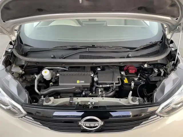 日産 デイズ X 大分県 2024(令6)年 3万km フローズンバニラパール 社外SDナビ/（フルセグ/CD/DVD/Bluetooth）/衝突軽減ブレーキ/レーンアラート/オートハイビーム/アラウンドビューモニター/前後ドライブレコーダー/オートエアコン/ステアリングスイッチ/スペアキー/スマートキープッシュスタート/純正アルミホイール