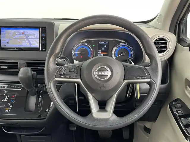 日産 デイズ X 大分県 2024(令6)年 3万km フローズンバニラパール 社外SDナビ/（フルセグ/CD/DVD/Bluetooth）/衝突軽減ブレーキ/レーンアラート/オートハイビーム/アラウンドビューモニター/前後ドライブレコーダー/オートエアコン/ステアリングスイッチ/スペアキー/スマートキープッシュスタート/純正アルミホイール