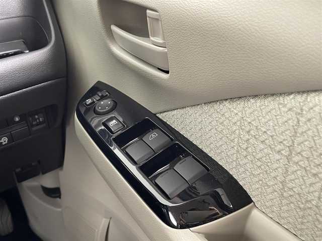 日産 デイズ X 大分県 2024(令6)年 3万km フローズンバニラパール 社外SDナビ/（フルセグ/CD/DVD/Bluetooth）/衝突軽減ブレーキ/レーンアラート/オートハイビーム/アラウンドビューモニター/前後ドライブレコーダー/オートエアコン/ステアリングスイッチ/スペアキー/スマートキープッシュスタート/純正アルミホイール